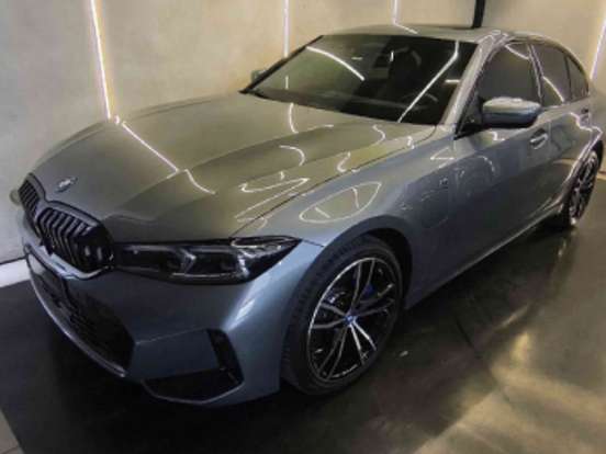 BMW-330e-2.0 16V TURBO HÍBRIDO M SPORT AUTOMÁTICO BMW-330e-2024