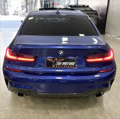 BMW-330e-2021