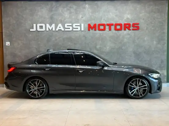 BMW-330i-2019