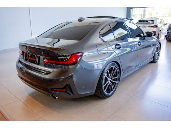 BMW-330i-2.0 16V TURBO GASOLINA SPORT AUTOMÁTICO BMW-330i-2019