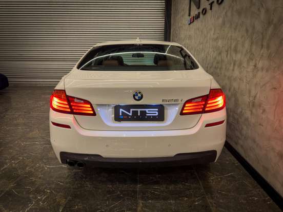 BMW-528i-2014