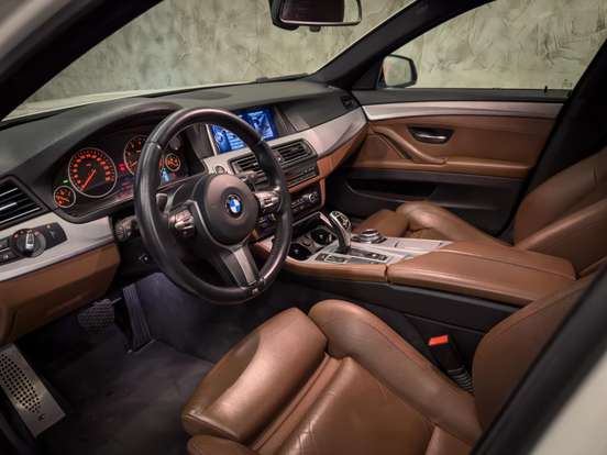 BMW-528i-2014