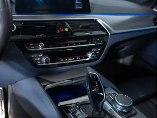 BMW-530e-2.0 16V TWINPOWER HÍBRIDO M SPORT AUTOMÁTICO BMW-530e-2019