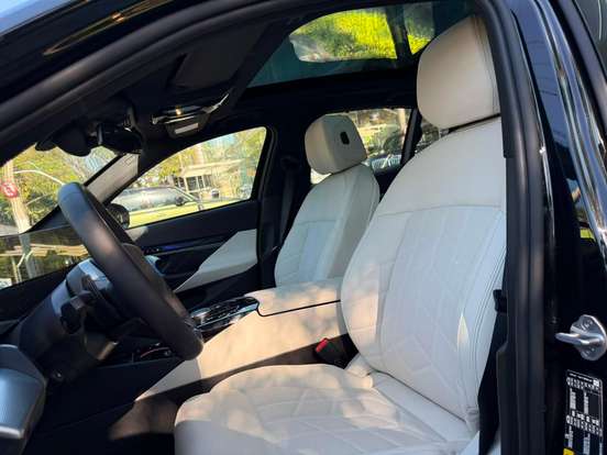BMW-530e-2025