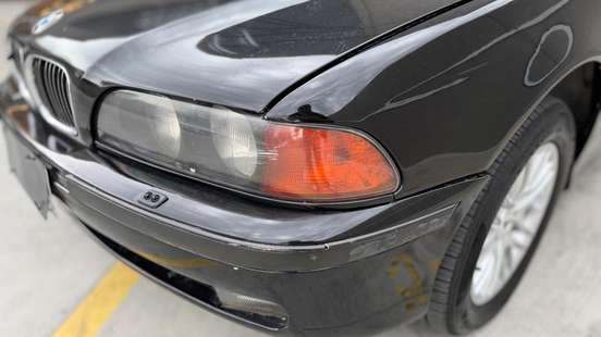 BMW-540i-1999