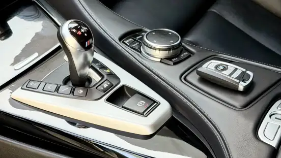 BMW-M6-2015