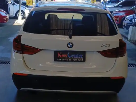 BMW-X1-2.0 16V GASOLINA SDRIVE18I 4P AUTOMÁTICO BMW-X1-2011