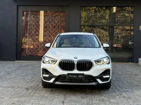 BMW-X1-2.0 16V TURBO ACTIVEFLEX SDRIVE20I 4P AUTOMÁTICO BMW-X1-2019
