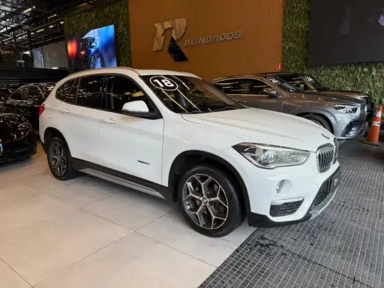 BMW-X1-2.0 16V TURBO ACTIVEFLEX SDRIVE20I 4P AUTOMÁTICO BMW-X1-2017