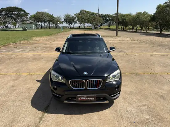 BMW-X1-2013