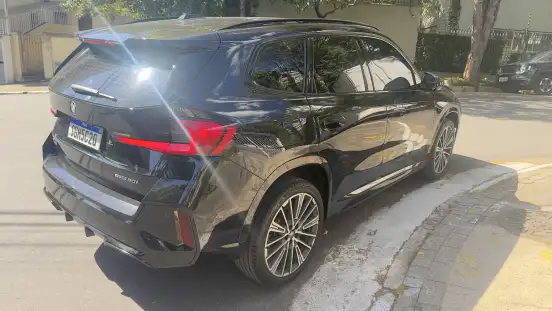 BMW-X1-2024