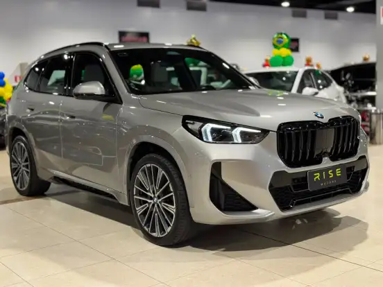 BMW-X1-2023