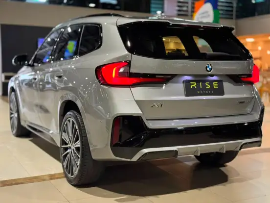 BMW-X1-2023