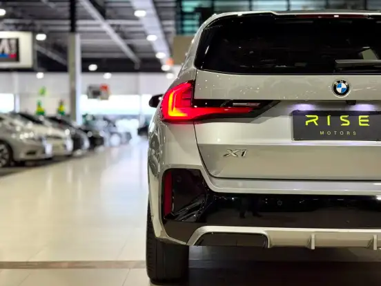 BMW-X1-2023