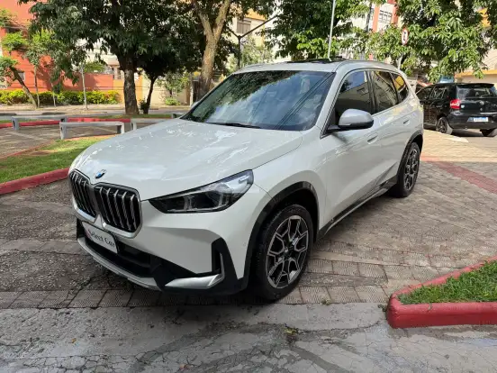 BMW-X1-2024