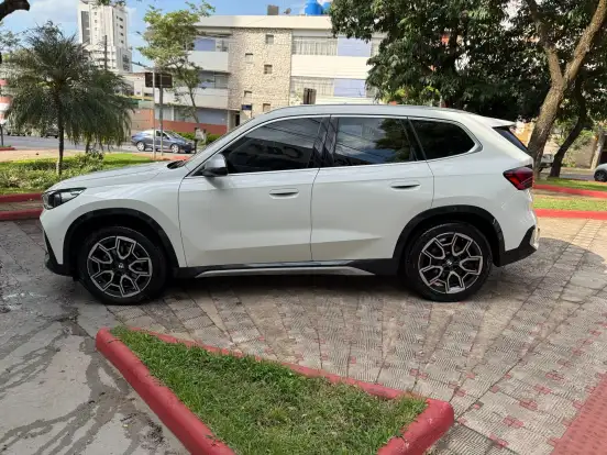 BMW-X1-2.0 16V TURBO GASOLINA SDRIVE20I X-LINE STEPTRONIC BMW-X1-2024