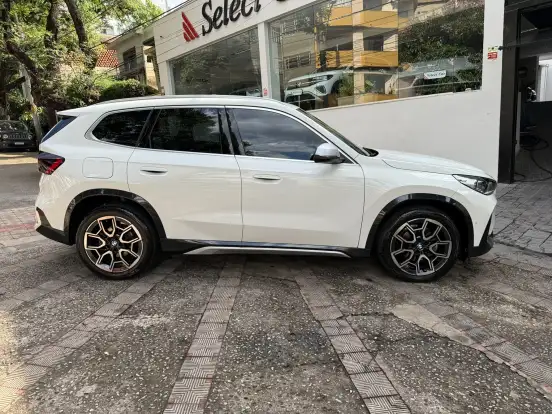 BMW-X1-2024
