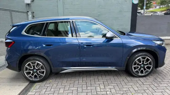 BMW-X1-2.0 16V TURBO GASOLINA SDRIVE20I X-LINE STEPTRONIC BMW-X1-2023