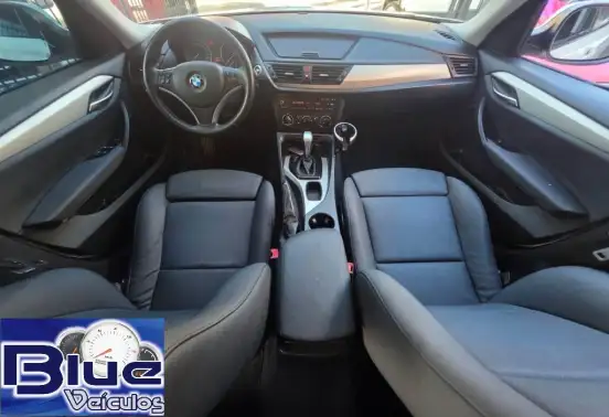 BMW-X1-2.0 18I S-DRIVE 4X2 16V GASOLINA 4P AUTOMÁTICO BMW-X1-2011