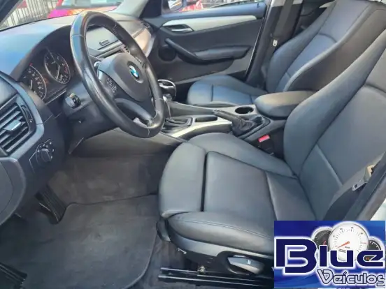 BMW-X1-2.0 18I S-DRIVE 4X2 16V GASOLINA 4P AUTOMÁTICO BMW-X1-2011