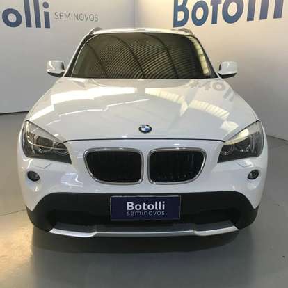 BMW-X1-2011