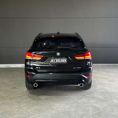 BMW-X1-2021
