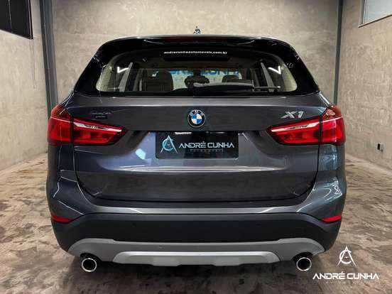 BMW-X1-2017