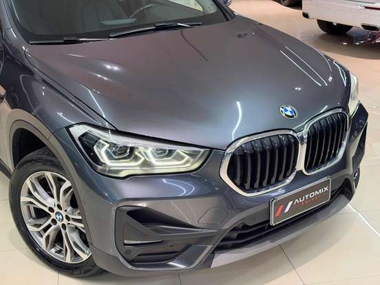 BMW-X1-2021