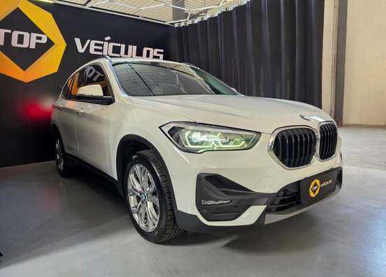 BMW-X1-2.0 16V TURBO ACTIVEFLEX SDRIVE20I GP PLUS 4P AUTOMÁTICO BMW-X1-2021