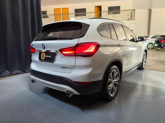 BMW-X1-2.0 16V TURBO ACTIVEFLEX SDRIVE20I GP PLUS 4P AUTOMÁTICO BMW-X1-2021