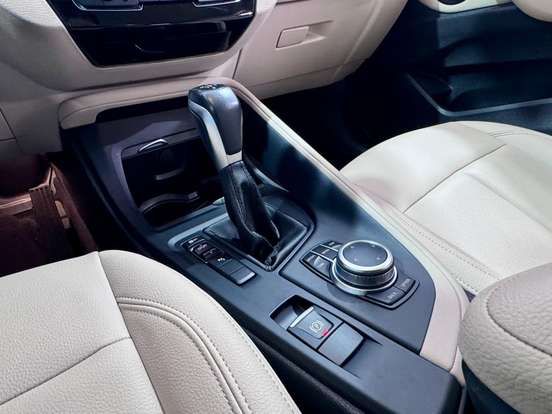 BMW-X1-2.0 16V TURBO ACTIVEFLEX SDRIVE20I X-LINE 4P AUTOMÁTICO BMW-X1-2021