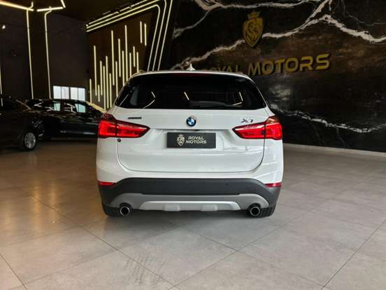 BMW-X1-2.0 16V TURBO ACTIVEFLEX SDRIVE20I X-LINE 4P AUTOMÁTICO BMW-X1-2018