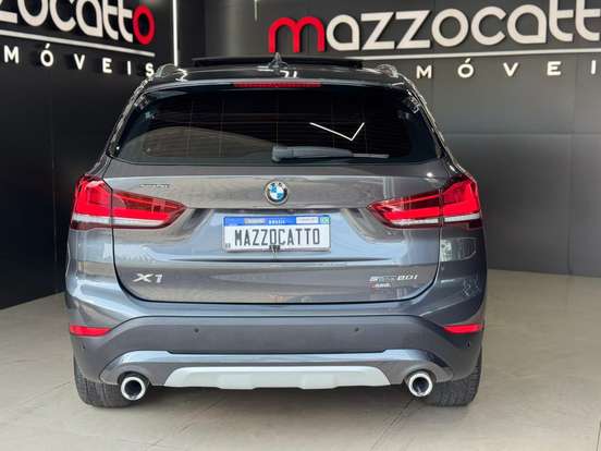 BMW-X1-2.0 16V TURBO ACTIVEFLEX SDRIVE20I X-LINE 4P AUTOMÁTICO BMW-X1-2022
