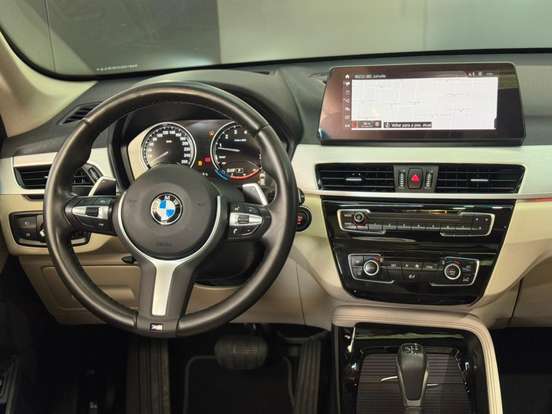 BMW-X1-2.0 16V TURBO ACTIVEFLEX SDRIVE20I X-LINE 4P AUTOMÁTICO BMW-X1-2022
