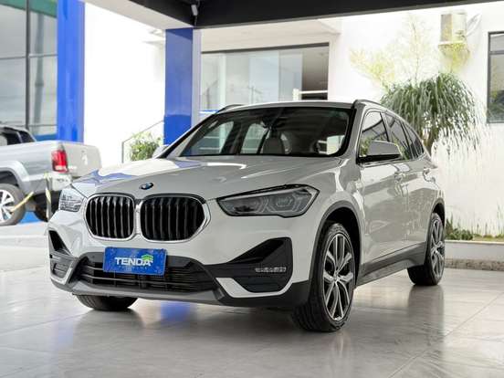 BMW-X1-2.0 16V TURBO ACTIVEFLEX SDRIVE20I X-LINE 4P AUTOMÁTICO BMW-X1-2022