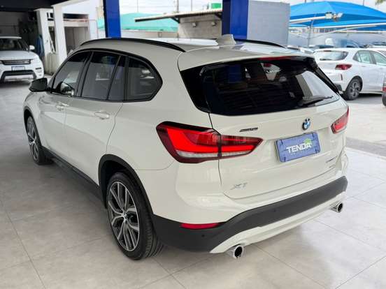 BMW-X1-2022