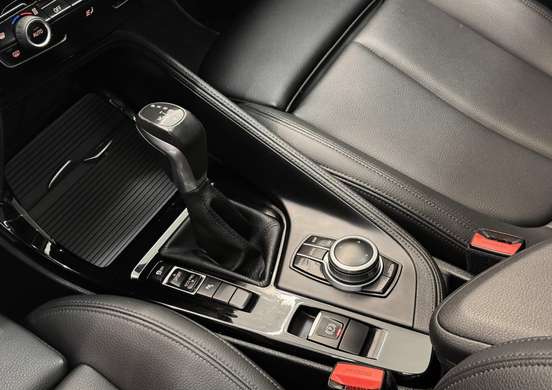 BMW-X1-2021