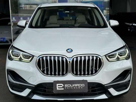 BMW-X1-2.0 16V TURBO ACTIVEFLEX SDRIVE20I X-LINE 4P AUTOMÁTICO BMW-X1-2020
