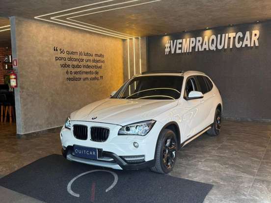 BMW-X1-2.0 16V TURBO GASOLINA SDRIVE20I 4P AUTOMÁTICO BMW-X1-2013