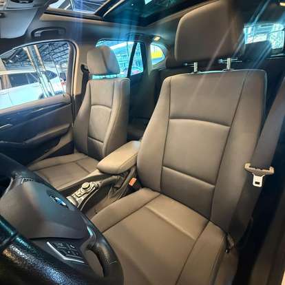 BMW-X1-2013