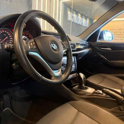 BMW-X1-2.0 16V TURBO GASOLINA SDRIVE20I 4P AUTOMÁTICO BMW-X1-2013