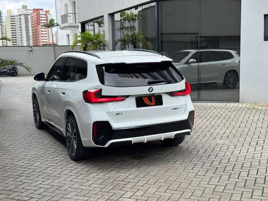 BMW-X1-2022