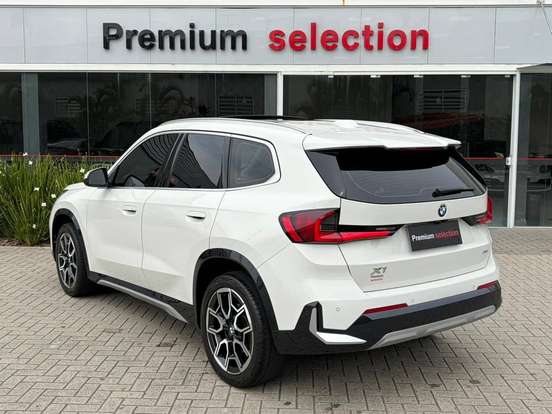 BMW-X1-2.0 16V TURBO GASOLINA SDRIVE20I X-LINE STEPTRONIC BMW-X1-2024