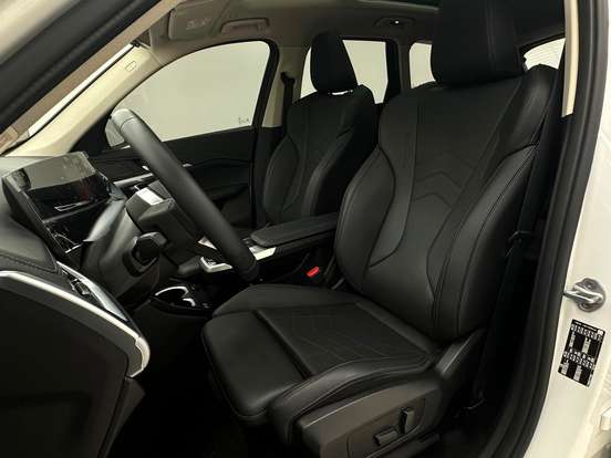 BMW-X1-2.0 16V TURBO GASOLINA SDRIVE20I X-LINE STEPTRONIC BMW-X1-2025