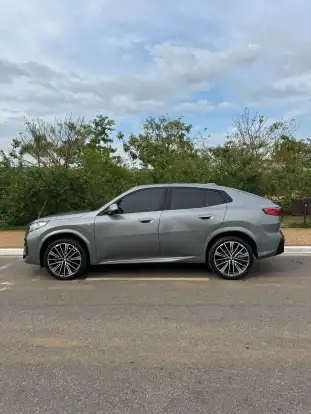 BMW-X2-2024