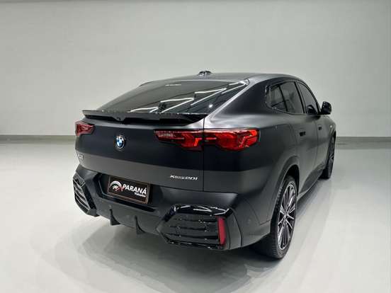 BMW-X2-2024