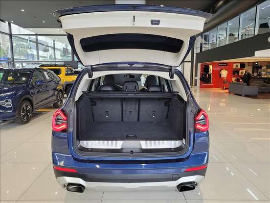 BMW-X3-2021