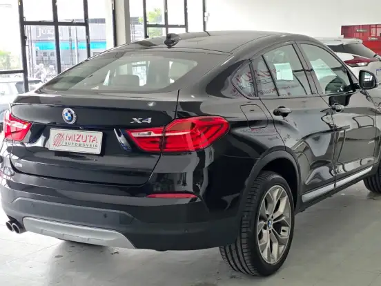 BMW-X4-2.0 28I X LINE 4X4 16V TURBO GASOLINA 4P AUTOMÁTICO BMW-X4-2018