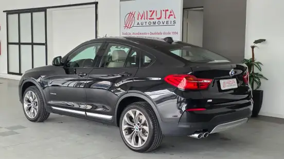 BMW-X4-2018