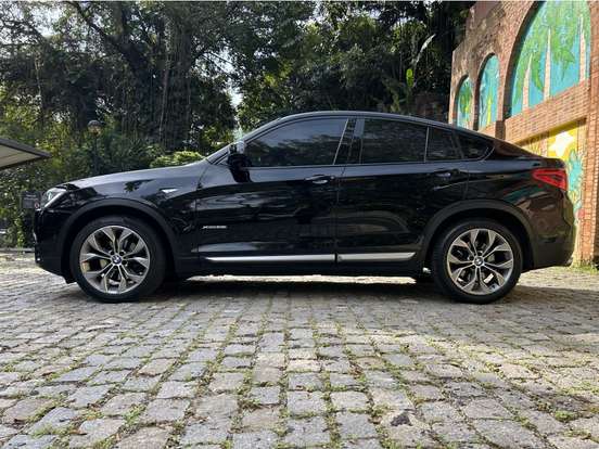 BMW-X4-2015